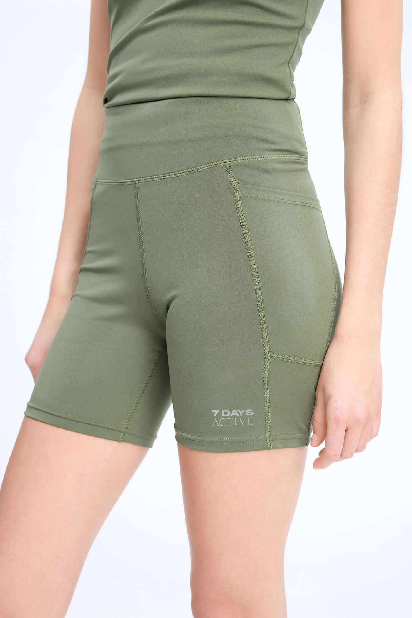 7daysActive_perf-shorts-dark-olive_1